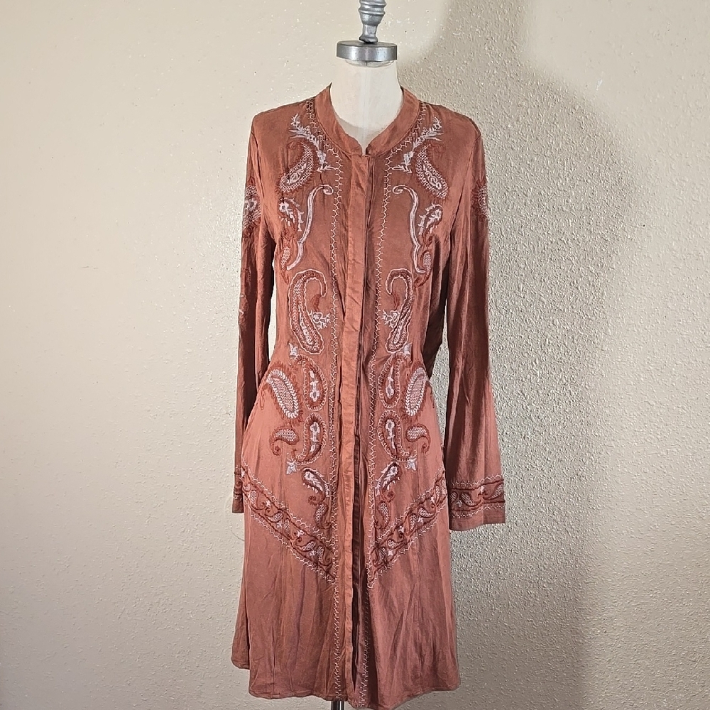 Monoreno Embroidered Brown Dress